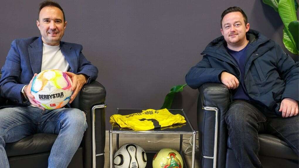 Neue Bälle für junge Kicker – Gottschling Immobilien unterstützt VfL Sportfreunde 07 GOTTSCHLING Immobilien übergibt Trikot-Sponsoring an den Jugendfußball von Sportfreunde 07